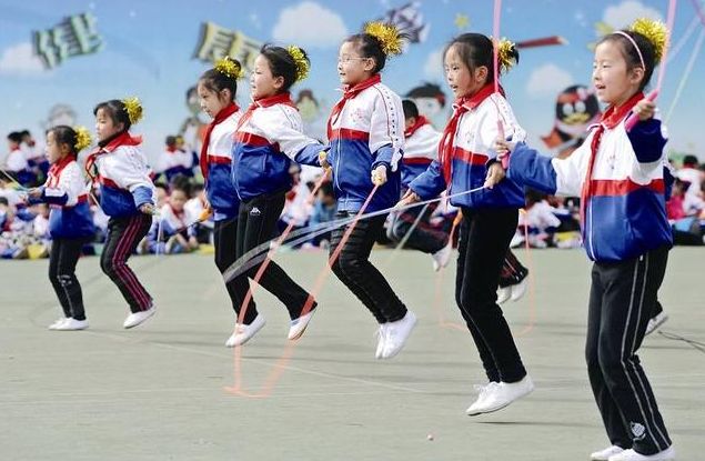 想让孩子放下手机？家长只有这样提要求才管用别瞎吼(图3)